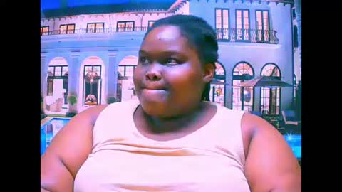 Snapshot of ebonyhotbuns4u2luv chatting on 6, 10, 2025 ebonyhotbuns4u2luv online show from 6, 10, 2025