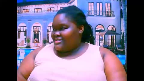 Snapshot of ebonyhotbuns4u2luv chatting on 13, 10, 2025 ebonyhotbuns4u2luv online show from 13, 10, 2025