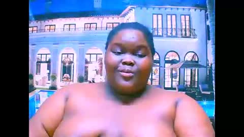 Snapshot of ebonyhotbuns4u2luv chatting on 15, 10, 2025 ebonyhotbuns4u2luv online show from 15, 10, 2025