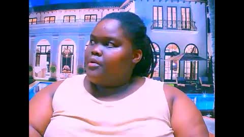 Snapshot of ebonyhotbuns4u2luv chatting on 22, 10, 2025 ebonyhotbuns4u2luv online show from 22, 10, 2025