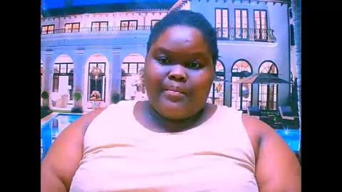 Snapshot of ebonyhotbuns4u2luv chatting on 24, 10, 2025 ebonyhotbuns4u2luv online show from 24, 10, 2025