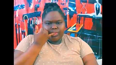 Snapshot of ebonyhotbuns4u2luv chatting on 16, 11, 2025 ebonyhotbuns4u2luv online show from 16, 11, 2025