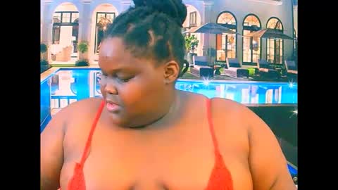 Snapshot of ebonyhotbuns4u2luv chatting on 1, 12, 2025 ebonyhotbuns4u2luv online show from 1, 12, 2025