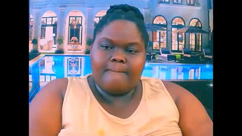 Snapshot of ebonyhotbuns4u2luv chatting on 13, 12, 2025 ebonyhotbuns4u2luv online show from 13, 12, 2025