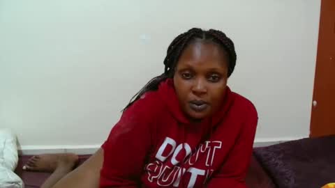 Snapshot of ebonykiran chatting on 12, 11, 2025 ebonykiran online show from 12, 11, 2025