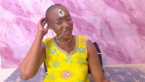 Snapshot of ebonyolive69 chatting on 12, 9, 2025 Cindy online show from 12, 9, 2025