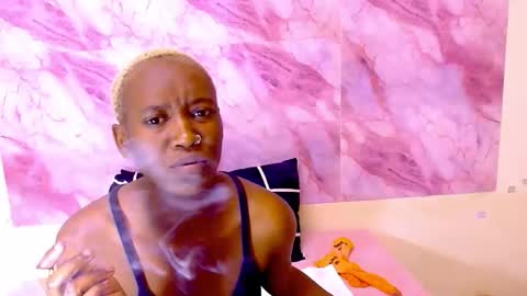 Snapshot of ebonyolive69 chatting on 17, 10, 2025 Cindy online show from 17, 10, 2025