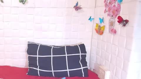 Snapshot of ebonyolive69 chatting on 6, 11, 2025 Cindy online show from 6, 11, 2025