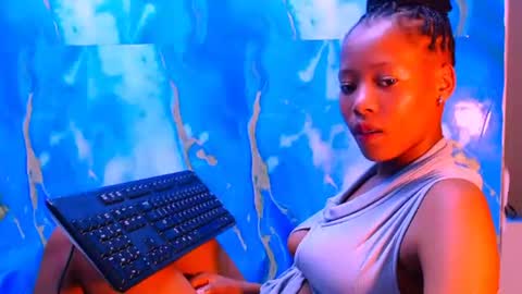 Snapshot of ebonypretty69 chatting on 4, 12, 2025 ebonypretty69 online show from 4, 12, 2025