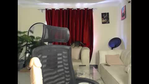 Snapshot of ebonyqueen_11 chatting on 5, 6, 2026 Ebonyqueen online show from 5, 6, 2026