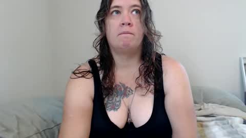 Snapshot of echosol17 chatting on 6, 10, 2025 Weird Echo online show from 6, 10, 2025