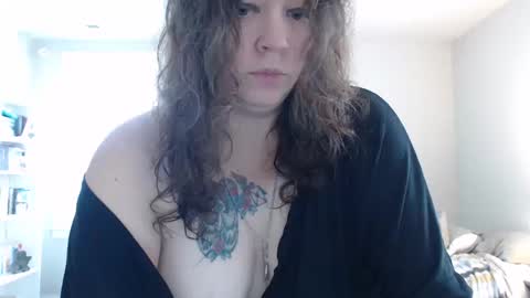 Snapshot of echosol17 chatting on 14, 10, 2025 Weird Echo online show from 14, 10, 2025