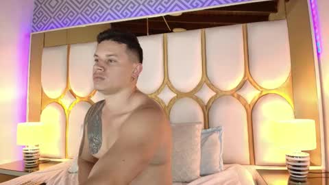 Snapshot of eclipseandflame chatting on 30, 9, 2025 online show from 30, 9, 2025