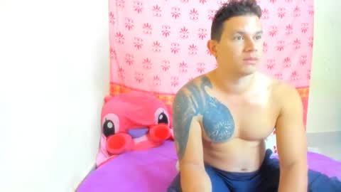 Snapshot of eclipseandflame chatting on 22, 10, 2025 online show from 22, 10, 2025