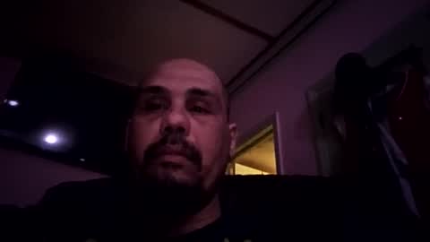Snapshot of eddieb0745 chatting on 19, 4, 2026 Jack Frost online show from 19, 4, 2026