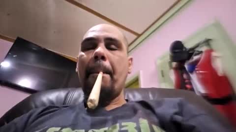 Snapshot of eddieb0745 chatting on 20, 4, 2026 Jack Frost online show from 20, 4, 2026