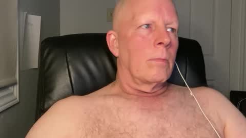 Snapshot of eddygl1968 chatting on 4, 12, 2024 Eddy online show from 4, 12, 2024