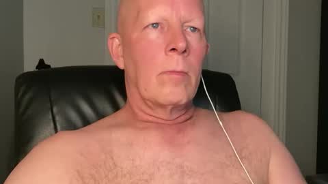 Snapshot of eddygl1968 chatting on 11, 2, 2025 Eddy online show from 11, 2, 2025