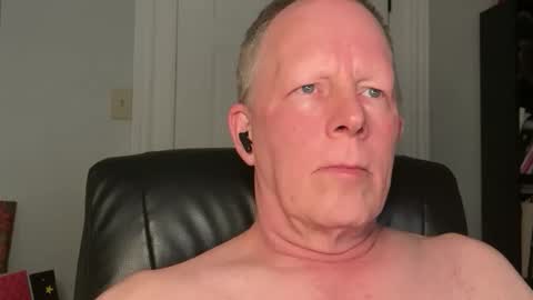 Snapshot of eddygl1968 chatting on 13, 1, 2026 Eddy online show from 13, 1, 2026