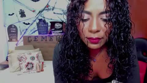 Snapshot of edelaine_rogers chatting on 28, 10, 2025 ede online show from 28, 10, 2025