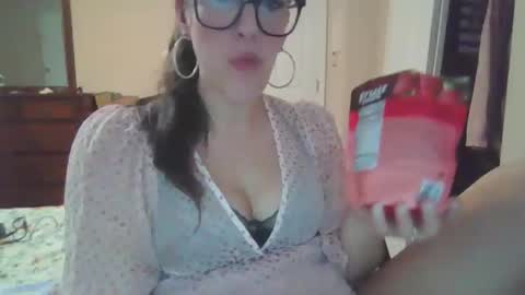 Snapshot of edengvse chatting on 8, 4, 2026 edengvse online show from 8, 4, 2026