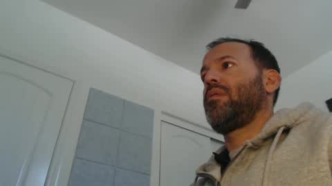 Snapshot of edge_masters chatting on 7, 1, 2025 EdgeM online show from 7, 1, 2025