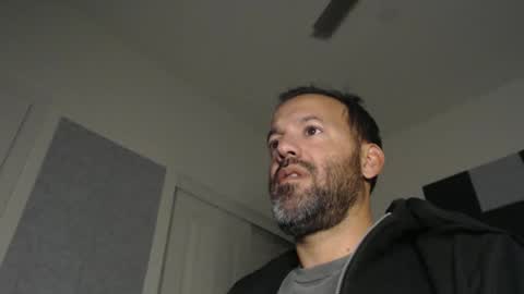 Snapshot of edge_masters chatting on 10, 1, 2025 EdgeM online show from 10, 1, 2025