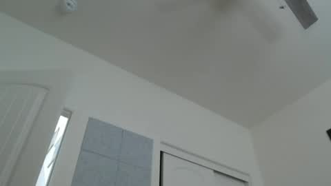 Snapshot of edge_masters chatting on 4, 2, 2025 EdgeM online show from 4, 2, 2025