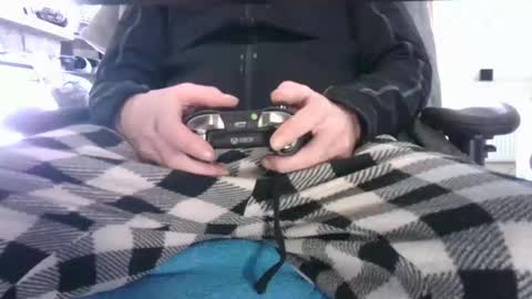 Snapshot of edged_biker chatting on 22, 11, 2025 edged biker online show from 22, 11, 2025