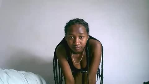 Snapshot of edinaah chatting on 15, 12, 2025 edinaah online show from 15, 12, 2025