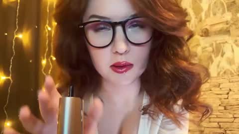 Snapshot of edithafarro chatting on 1, 3, 2025 Friendly neighbourhoud redhead online show from 1, 3, 2025