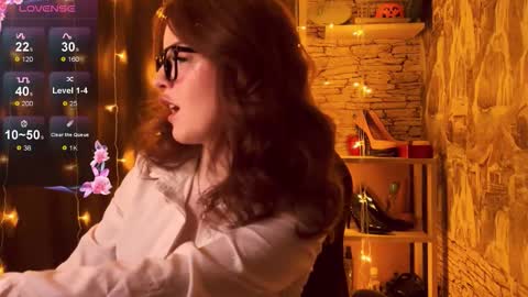 Snapshot of edithafarro chatting on 12, 10, 2025 Friendly neighbourhoud redhead online show from 12, 10, 2025