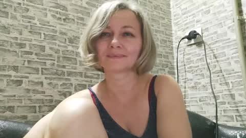 Snapshot of edithmanning chatting on 24, 12, 2024 edithmanning online show from 24, 12, 2024