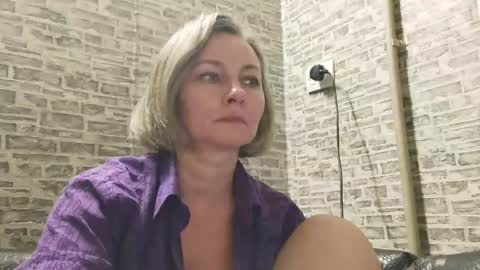 Snapshot of edithmanning chatting on 28, 12, 2024 edithmanning online show from 28, 12, 2024