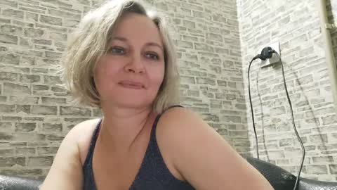 Snapshot of edithmanning chatting on 2, 1, 2025 edithmanning online show from 2, 1, 2025