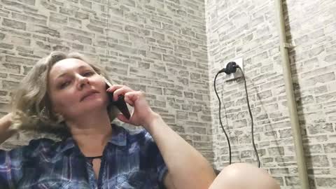 Snapshot of edithmanning chatting on 10, 1, 2025 edithmanning online show from 10, 1, 2025