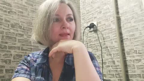 Snapshot of edithmanning chatting on 21, 1, 2025 edithmanning online show from 21, 1, 2025