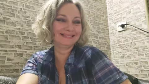 Snapshot of edithmanning chatting on 25, 1, 2025 edithmanning online show from 25, 1, 2025