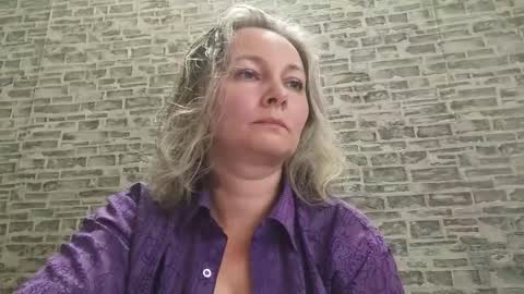 Snapshot of edithmanning chatting on 1, 10, 2025 edithmanning online show from 1, 10, 2025