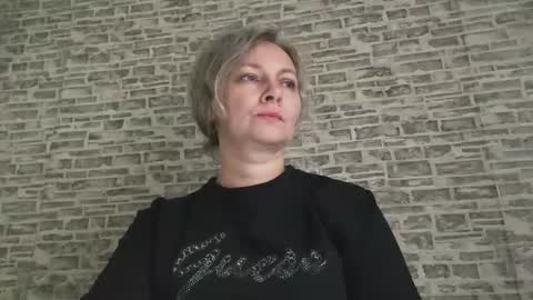 Snapshot of edithmanning chatting on 31, 10, 2025 edithmanning online show from 31, 10, 2025