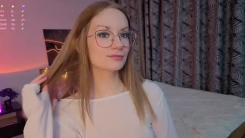 Snapshot of edlin_gail chatting on 13, 10, 2025 Edlin Gali online show from 13, 10, 2025