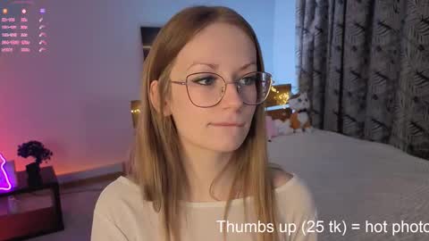 Snapshot of edlin_gail chatting on 14, 10, 2025 Edlin Gali online show from 14, 10, 2025