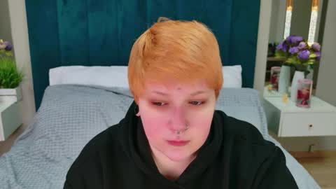 ednadavis online show from 26, 4, 2026