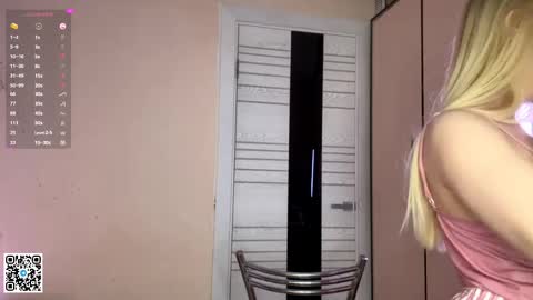 Snapshot of ednadennis chatting on 27, 5, 2026 Eva online show from 27, 5, 2026