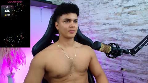 Snapshot of edward__clarck chatting on 29, 1, 2025 EDWARD CLARCK online show from 29, 1, 2025