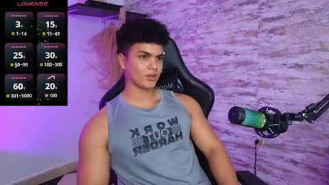 Snapshot of edward__clarck chatting on 30, 9, 2025 EDWARD CLARCK online show from 30, 9, 2025