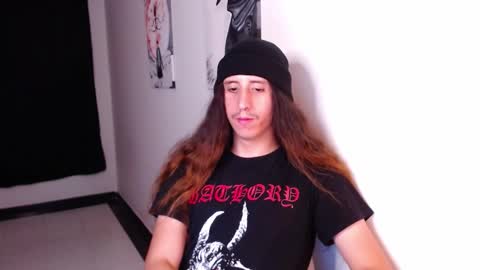 Snapshot of edward_chann chatting on 4, 12, 2024 edward_chann online show from 4, 12, 2024