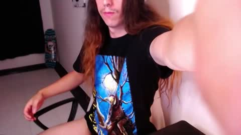 Snapshot of edward_chann chatting on 5, 12, 2024 edward_chann online show from 5, 12, 2024