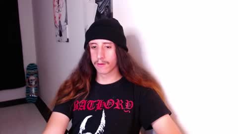 Snapshot of edward_chann chatting on 21, 12, 2024 edward_chann online show from 21, 12, 2024