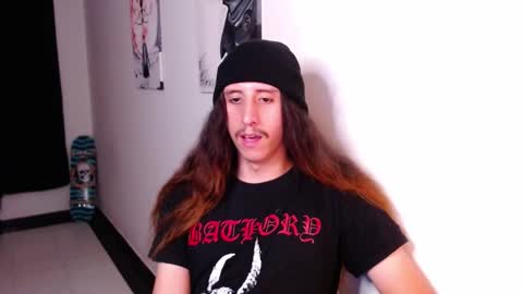 Snapshot of edward_chann chatting on 22, 12, 2024 edward_chann online show from 22, 12, 2024